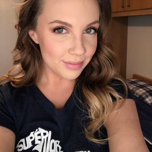Meet your Posher, Rebekah